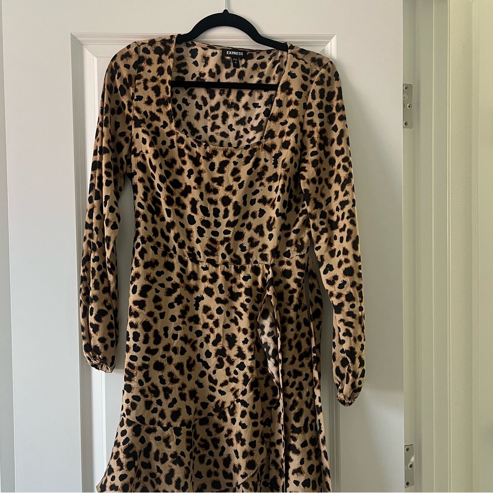 Express leopard dress size small